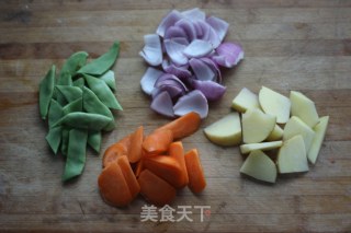 麻辣香锅小龙虾的做法步骤：2