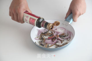 洋葱炒鳝丝的做法步骤：4