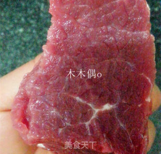 水煮牛肉的做法步骤：1