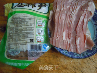 夏季开胃菜--培根压榨笋的做法步骤：1
