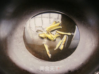 酱焖鲫鱼的做法步骤：5