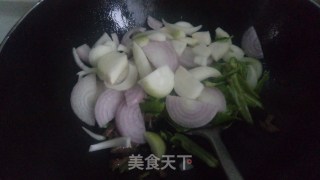 洋葱爆炒牛肉的做法步骤：6