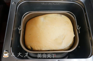 黑提蔓越莓干吐司的做法步骤：5