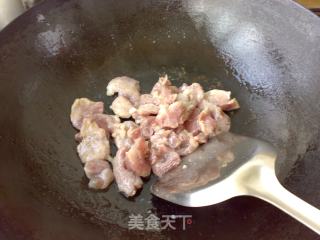 肉片炒白菜的做法步骤：2