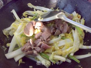 肉片炒白菜的做法步骤：7
