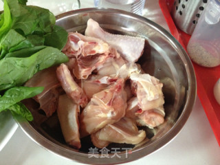 韩国安东炖鸡的做法步骤：1