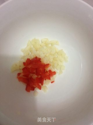 白灼菜心的做法步骤：3