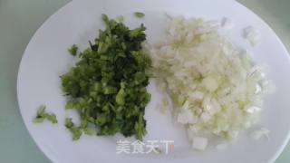 猪肉香菜虾丸汤的做法步骤：1