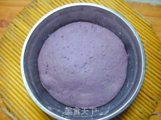 紫薯豆渣心形馒头的做法步骤：3