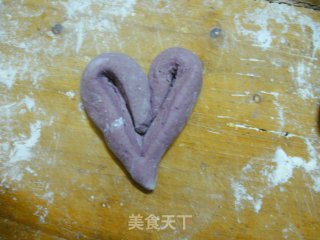 紫薯豆渣心形馒头的做法步骤：11
