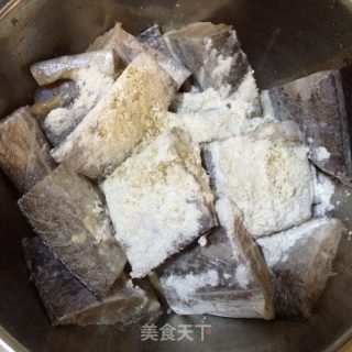 干烧带鱼的做法步骤：2