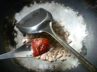 五花肉圆白菜炒荞麦面的做法步骤：6