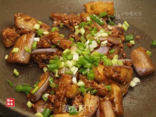 鱼香茄子：开胃家常菜的做法步骤：13