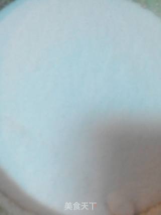 盐焗桃仁的做法步骤：1