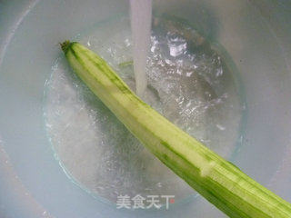 剁椒丝瓜的做法步骤：2