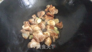 彩椒红烧软骨的做法步骤：7