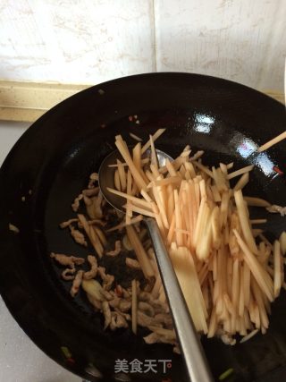 青椒肉丝土豆丝的做法步骤：8