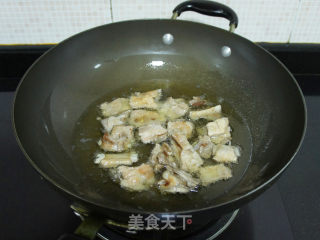 糖醋小排的做法步骤：4