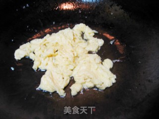 清口降火夏季菜——黄瓜拌鸡蛋的做法步骤：2
