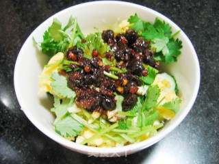 清口降火夏季菜——黄瓜拌鸡蛋的做法步骤：6