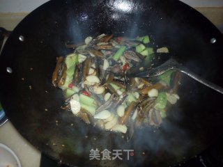 黄瓜烧鳝段的做法步骤：9