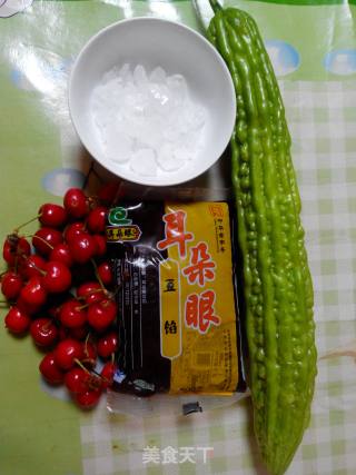 苦瓜酿豆沙的做法步骤：1