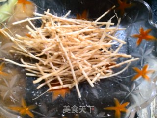 甘蔗茅根水的做法步骤：3