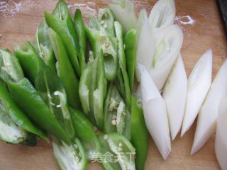 简单小菜---辣炒毛肚的做法步骤：2