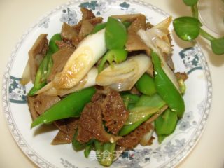 简单小菜---辣炒毛肚的做法步骤：7