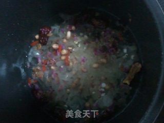 美容养颜甜汤-----银耳桂圆玫瑰花增白仙水的做法步骤：6