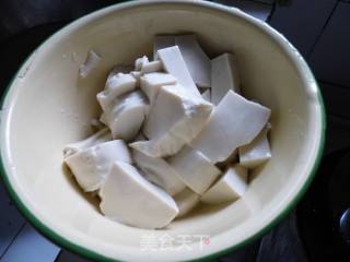 辣椒豆腐汤的做法步骤：1
