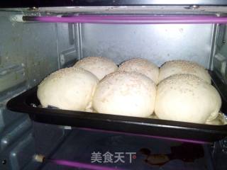 绝对好吃的做起来方便的面包的做法步骤：1