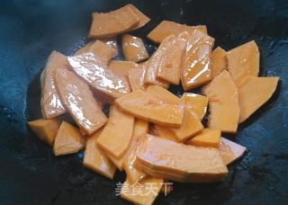 老南瓜汤的做法步骤：2