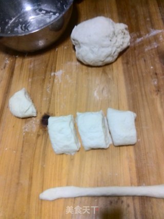 白吉馍饼坯的做法步骤：3