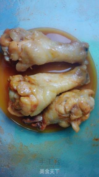 为自己的妈妈做一顿比肯德鸡还好吃的鸡翅的做法步骤：3