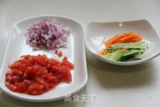 披萨酱拌面的做法步骤：3