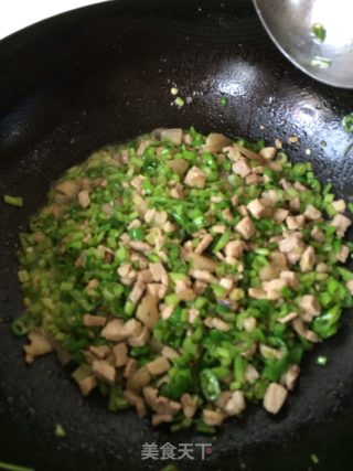 菜丁配肉丁的做法步骤：15