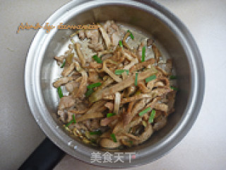 五花肉萝卜干的做法步骤：3