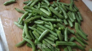 土豆炖豆角的做法步骤：2