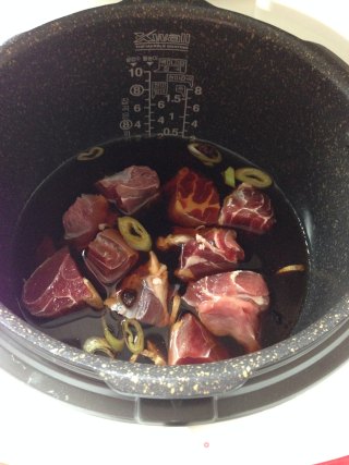 香煮牛腱子的做法步骤：3
