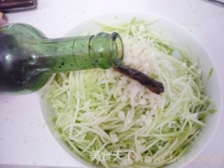 芥味葫芦丝的做法步骤：7