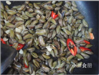 【金不换炒薄壳】的做法步骤：8