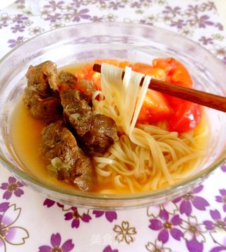 西红柿牛肉面的做法步骤：5