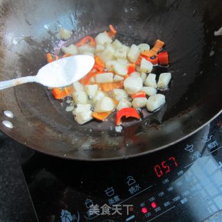 红辣椒荸荠丁的做法步骤：5