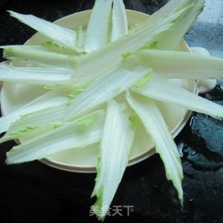 腌白菜梗子的做法步骤：1