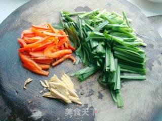 韭菜炒香干的做法步骤：2