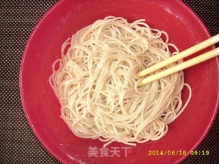 红腐乳拌面加糖心鸡蛋的做法步骤：5