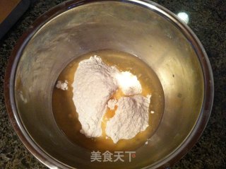 黑芝麻香脆螺旋小点心的做法步骤：2