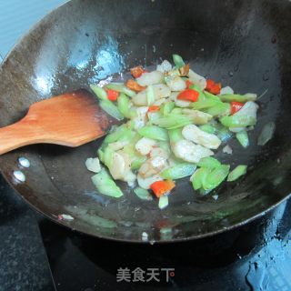 莴笋荸荠片的做法步骤：7