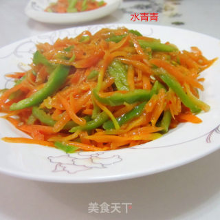 青椒红萝卜丝的做法步骤：7